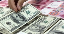 美国欠中国的钱有多少？ 欠下巨债达到上万亿