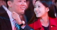刘强东章泽天风波后首同框是什么情况 刘强东章泽天恋爱始末
