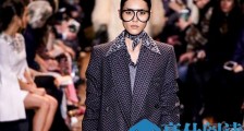 刘雯缺席时装周什么情况 刘雯缺席时装周什么情况