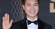 韩男星朴秀洪遭哥哥卷跑五千万 51岁仍被家人控制