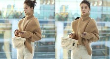 乔欣蹲地喝饮料 再现乖乖女形象‌因手上的东西再被热议