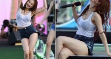 泫雅被粉丝狂喷水 全身湿透尽显曼妙身材曲线迷人