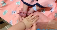 福原爱二胎生子 晒小脚丫宣布喜讯儿女双全好幸福