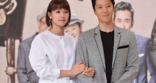李东健赵伦熙宣布离婚女儿抚养权归女方,赵伦熙方就离婚发表官方立场上周五已调解离婚