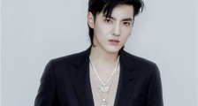 吴亦凡几岁了今年 吴亦凡女友几岁了他们相差几岁