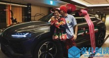 昆凌回应送周杰伦跑车 女神首先回应酸民的批评