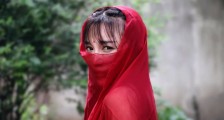 李子柒微念“战事”升级,价值数十亿IP风雨飘摇