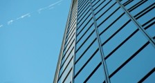 复星国际公布2021年中期业绩 收入及利润“双增长”,产业运营利润同比上升40%