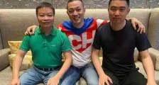 上完美股又上港股,蔚来理想小鹏为何折腾?