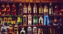 低度酒,VC/PE:水和酒中有黄金