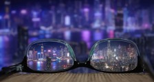 做AI的企业越赚越多,只做AI的企业有苦难说
