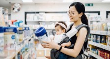 配方奶粉可以完全替代母乳?你可能掉入了企业的宣传圈套