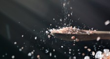 “海天”们推新、“饭爷”们加速;调味料升级战谁能突围?
