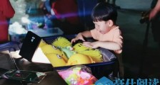 我今年19岁,摆摊30天,干掉了整条街的同行