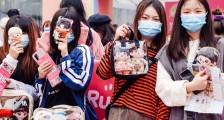 透明包怎么就成了娃圈的“It Bag”?