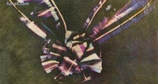 世界第一张彩色照片 物理学教授麦克斯韦1861年拍摄