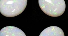 世界上最美的石头，蛋白石可以绽放出彩虹般的色彩