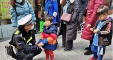 心真大!女子去办事将熟睡的儿子留在车上 回来发现孩子不见了