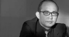 从打工零起步到300亿身家,他是怎么做到的?