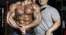亚洲第一肌肉猛男黄哲勋,身材超棒颜值逆天