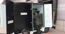 15秒买菜染肺炎 爆红的无人送菜车:每车行走1万公里 单次送菜1500斤
