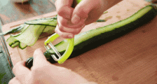 你切菜的时候,菜会疼吗?