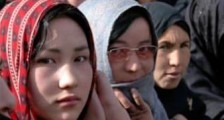 最近被屠杀的阿富汗女学生,长着和我们一样的面孔!