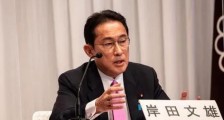 岸田文雄首相,会让日本更“作”?