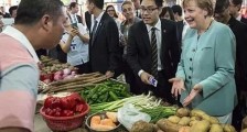 一提到四川麻辣烫,默克尔笑开了花!
