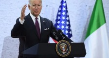 在中美俄三极格局下,中国解放台湾实现祖国统一,变得非常容易!