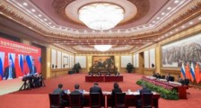 这次与普京视频会晤,这10个细节很意味深长!