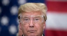 美国之问:谁能让特朗普把口罩戴上?