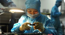 此前刚复工33人感染 企业复工复产必须做好防疫工作