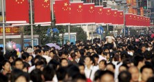 曹德旺说中国只有2亿消费群体 马云却不这么认为