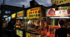 局座张召忠谈台湾 经济发展离不开大陆市场_局座张召忠谈台湾