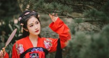 西方接受不了中国比他们好:东方时事评论|2020