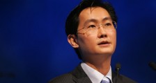 捐款一毛不拔的明星遭质疑 马化腾武汉捐15亿获好评