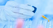 钟南山谈美国流感 点赞万孚生物新冠检测试剂盒