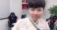 amazingj为什么叫古风美男 AJ曾穿女装直播画面辣眼睛