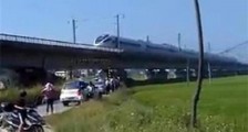 仨熊孩子逼停高铁怎么回事 始末及详细经过曝光所幸有惊无险【图】