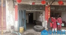 轮胎脱落砸开大门 详细经过曝光真是太惊奇了