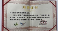 冷爱:能成为情感专家的人都在感情上受过伤害吗?