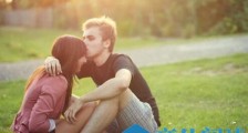 与陌生女孩搭讪的5个技巧!【恋爱技巧】