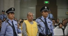 王书金强奸杀人案始末简介:14岁时就犯下强奸案