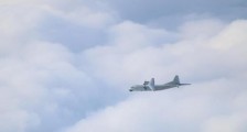 台媒吐槽:“共机还不放假?一早又进入台西南空域!