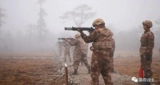 人手一把“近战大杀器”!西藏军区某旅实射考核,国产霰弹枪威力抢眼