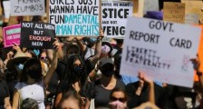 莫里森威胁记者:想调查国会性丑闻,自己要当心